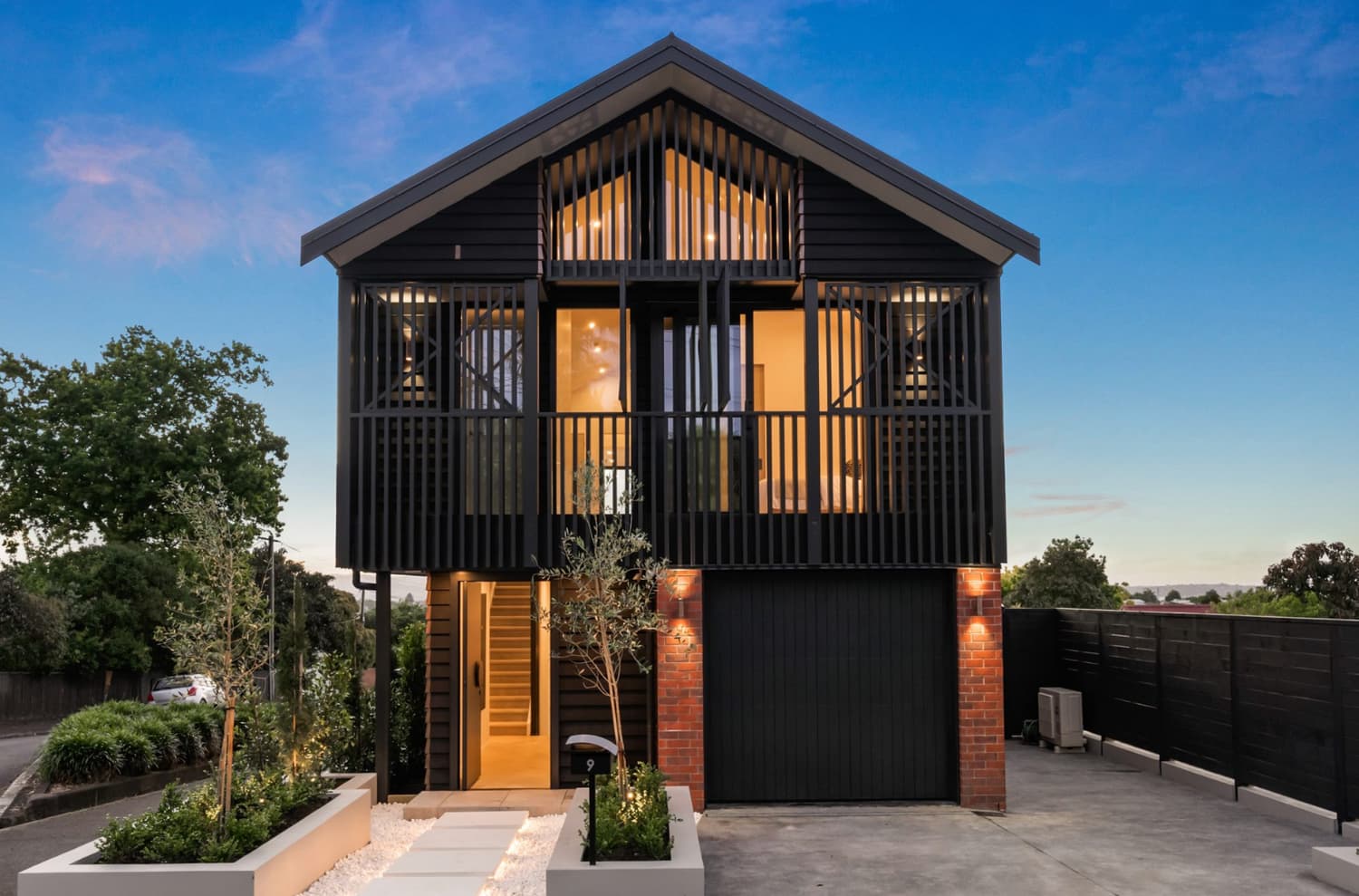Cowan Street Residence